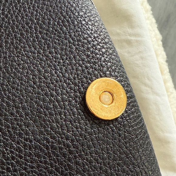 Dior Bobby Bag - Picture 5 of 13